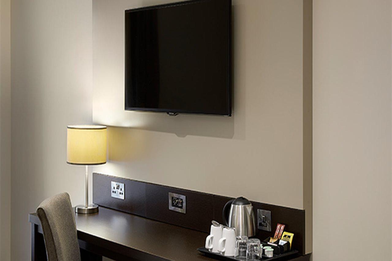 Premier Inn Watford Central Dış mekan fotoğraf