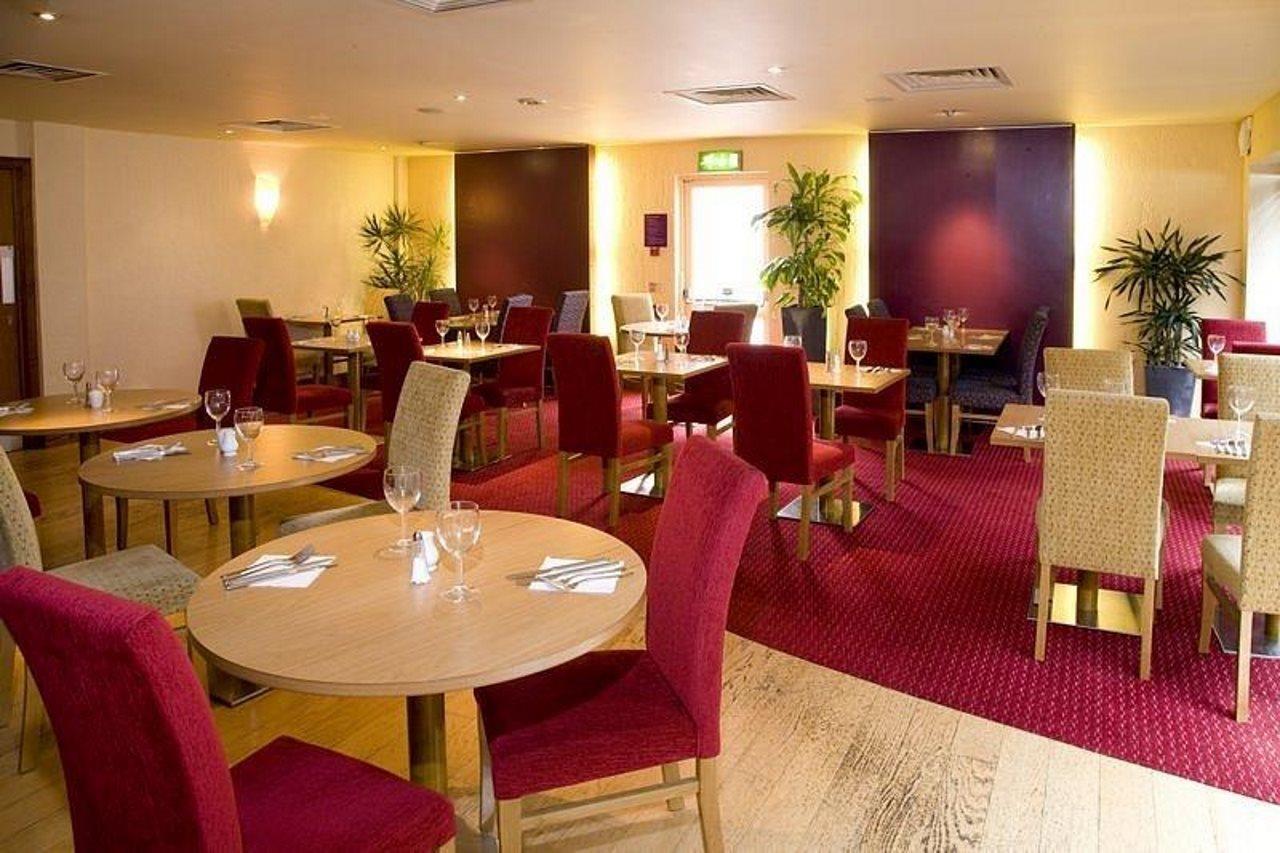 Premier Inn Watford Central Dış mekan fotoğraf