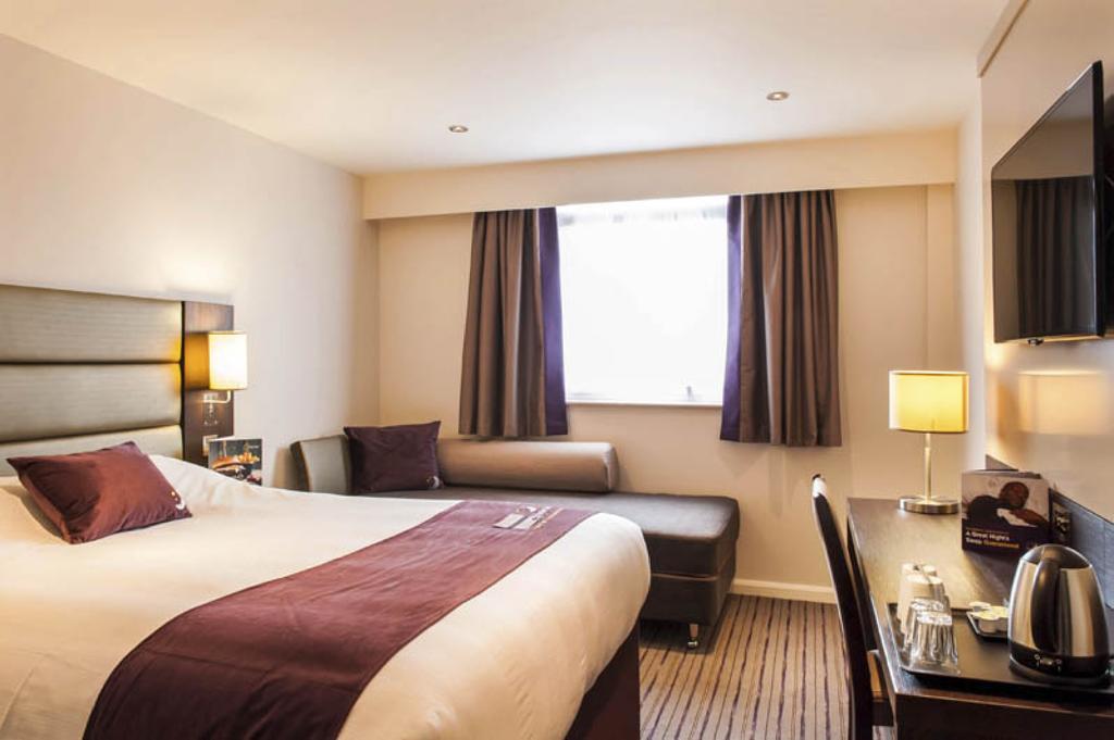 Premier Inn Watford Central Dış mekan fotoğraf