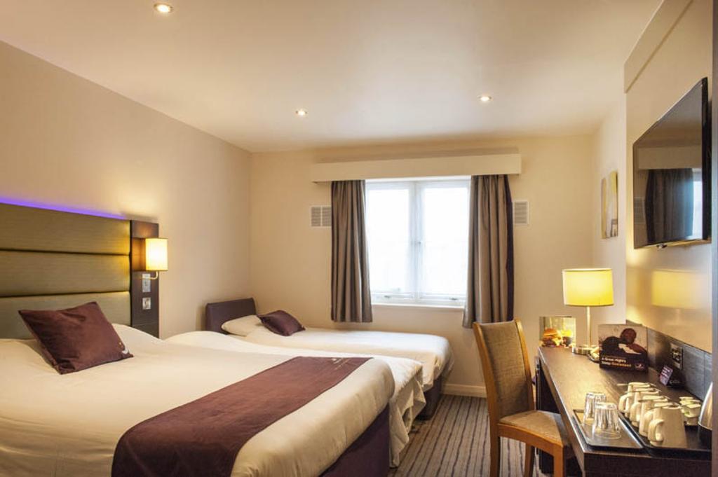 Premier Inn Watford Central Dış mekan fotoğraf