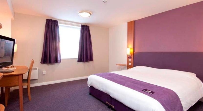 Premier Inn Watford Central Dış mekan fotoğraf